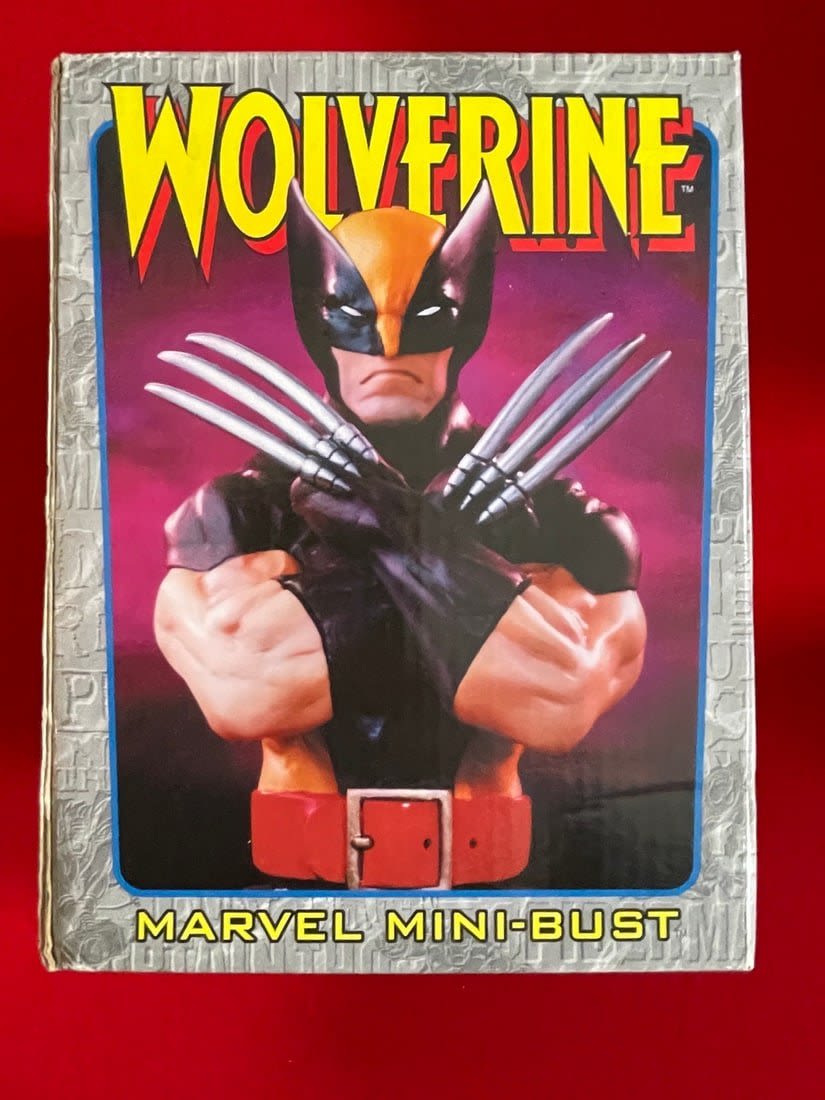 Lot 658: Marvel Mini-Bust Wolverine NIB LE
