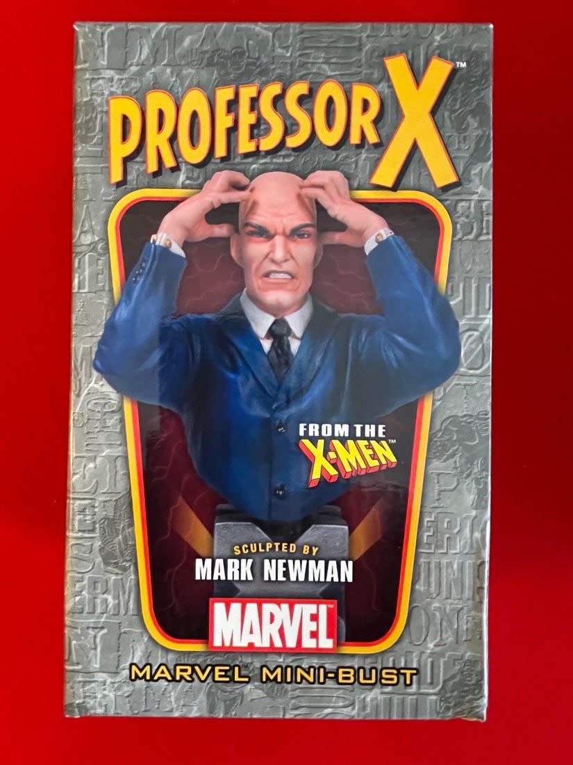 Lot 660: Marvel Mini-Bust Professor X NIB Limited Edition