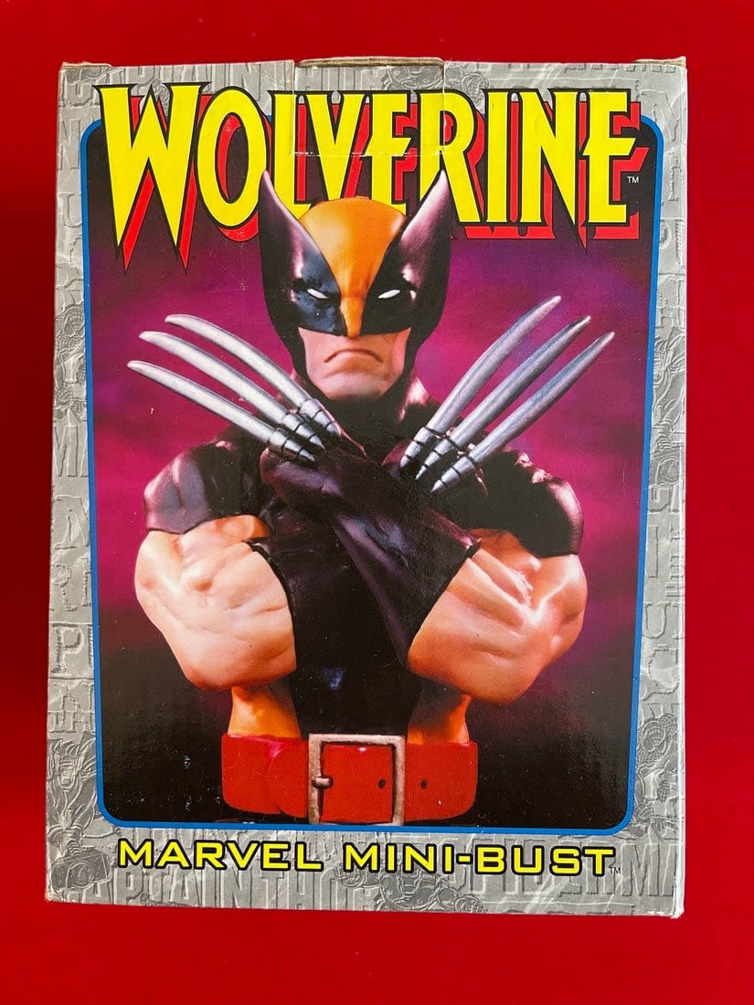 Lot 676: Marvel Mini-Bust Wolverine NIB LE