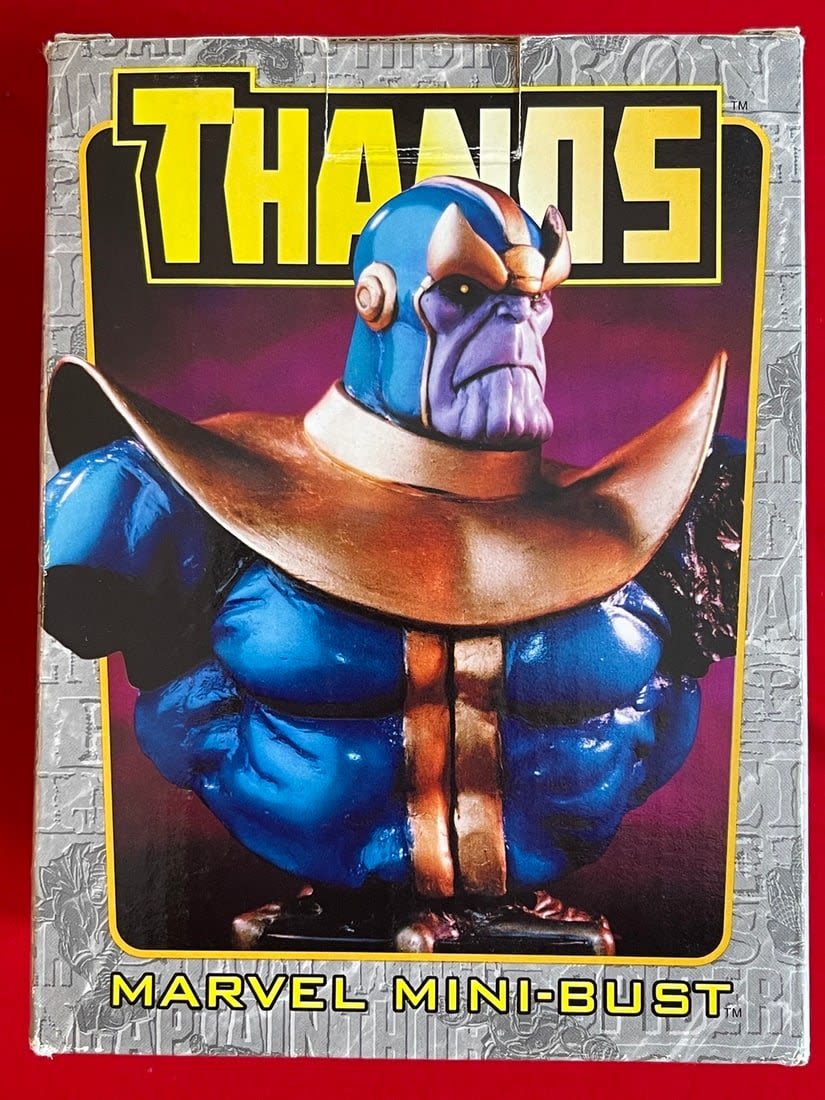 Lot 677: Marvel Mini-Bust THANOS NIB LE
