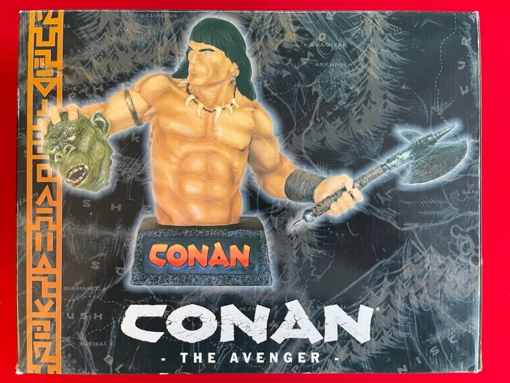 Lot 686: Darkhorse Delux CONAN the Avenger Mini-Bust Statue NIB LE