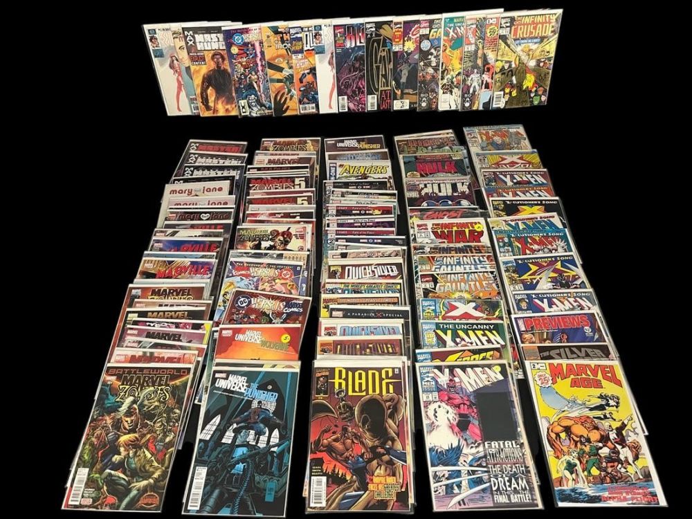 Lot 705: Comic Book Lot Half Long Box Modern Keys and Series
