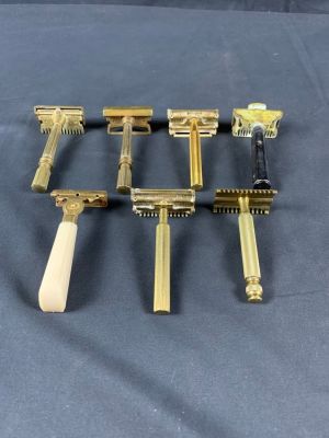 Lot of Vintage Razors. Includes Various Makers. Total of 7 Pieces.