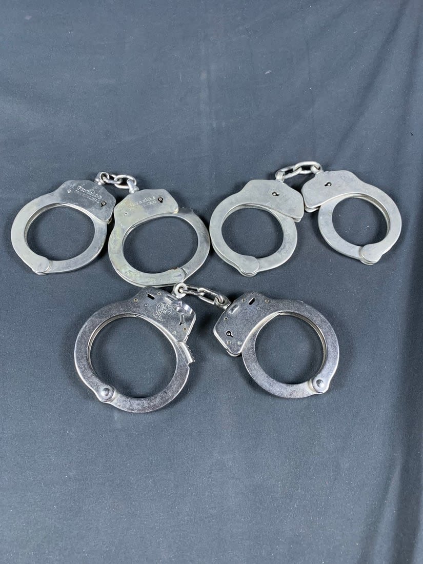 Lot 15: Lot of Vintage metal Handcuffs