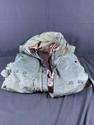 Vietnam War Era CWU-I/P Flying Flight Suit. Med-Reg Size. Stains present on suit. Name plate 