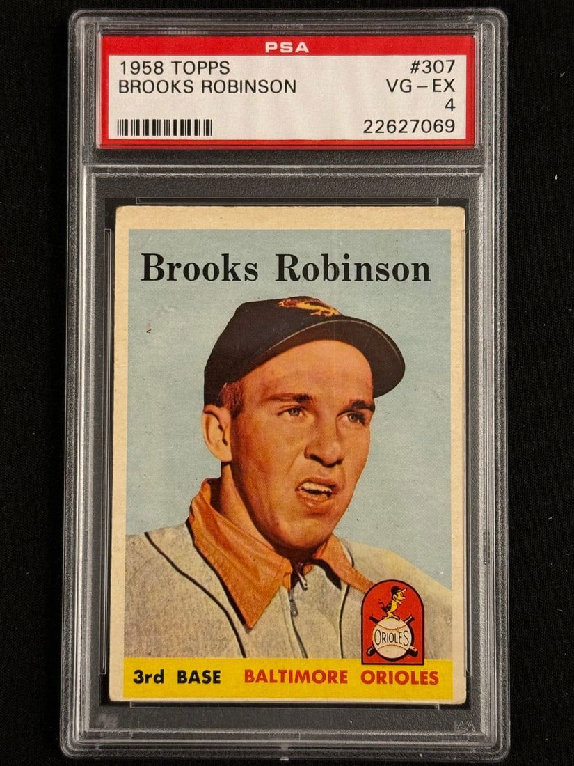 Lot 38: 1958 Topps Brooks Robinson #307 PSA 4