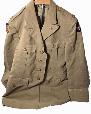 WWII 8th AAF Palm Beach linen uniform unnamed with rare small captain pins