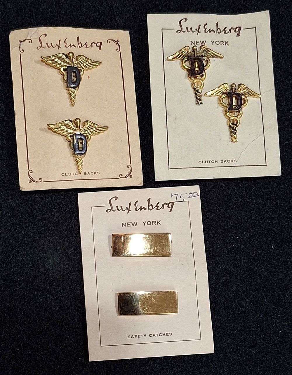 Lot 101: WWII Luxenberg made U.S. Dental Caduces pairs and Lieutenant Rank insignias