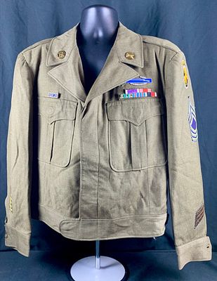 WW2 WWII Purple heart and Invasion device 17th Airborne Ike Jacket. Laundry numbered inside. 