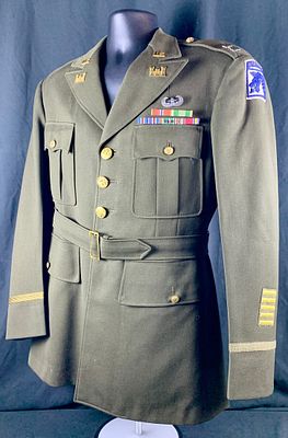 Named WW2 WWII Bronze star award winner 18th Airborne Corps of Engineers officers 4 pocket jacket. 