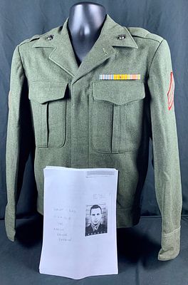 Named WW2 WWII USMC 3rd Marine Raider battalion uniform. Named to Robert C. Bird who was part 
