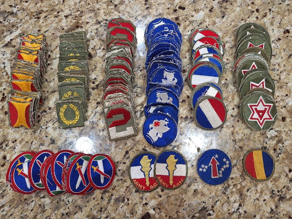 Lot 24: 170+ WWII Patches Dealers lot (many duplicates)