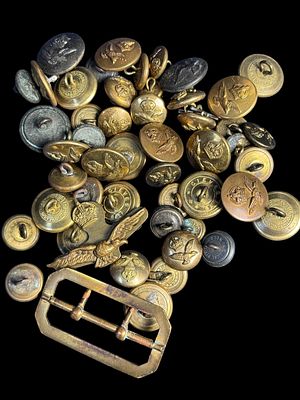 WWII RAF Brass button etc. Lot. All original RAF and RAAF brass buttons and repair items lot. 