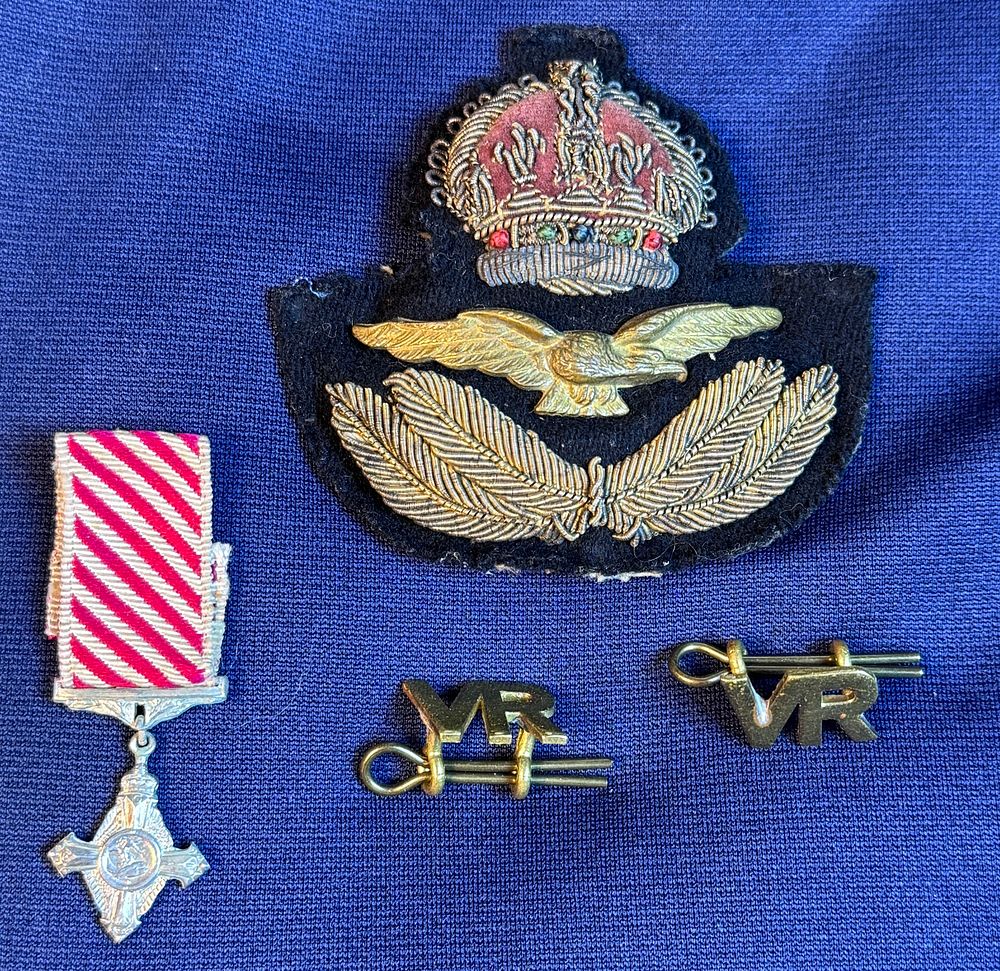 Lot 26: WWII RAF Bullion Cap Badge, Mini AFC, and VR Insignia