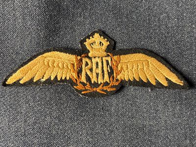 WWII RAF Pilots Wings with leather backing. Beautiful early large example with leather backing
