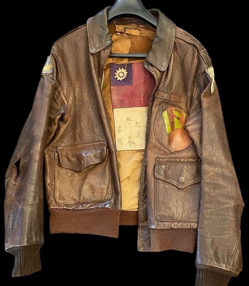 Lot 314: WWII 468th Bomb Group Named A-2 Jacket