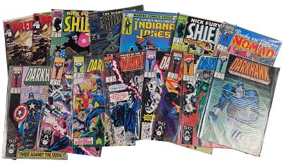 Marvel and Dark Horse Modern Age Comic Books Featuring Darkhawk and Predator. A collection of 