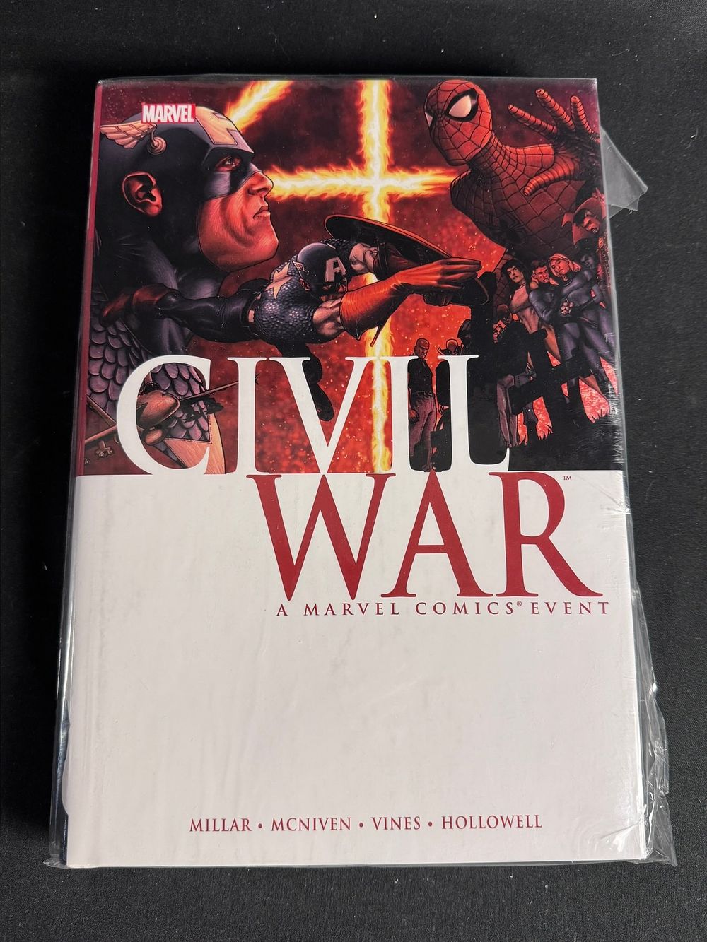 Lot 49: Civil War. Marvel   2007. First Edition DJ