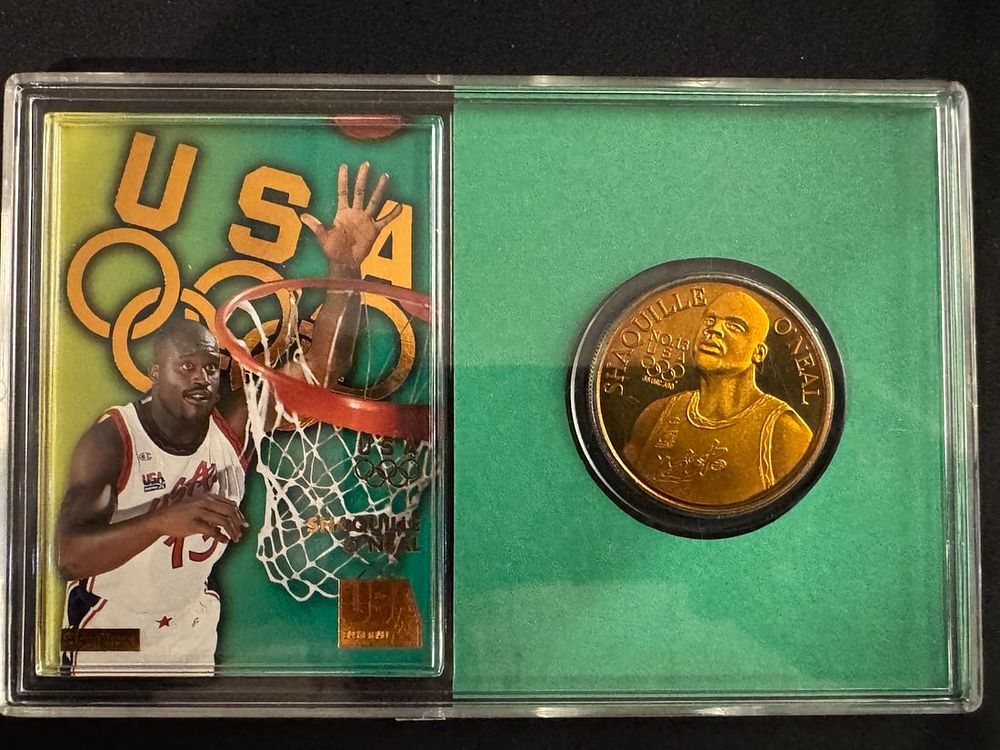Lot 418: Shaquille O'Neal 1996 SkyBox USA Basketball EnviroMint Card and Coin Set Limited Edition