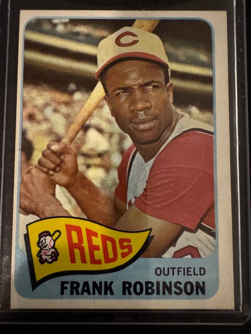 Lot 432: 1965 Topps 120 Frank Robinson Cincinnati Reds HOF Baseball Card