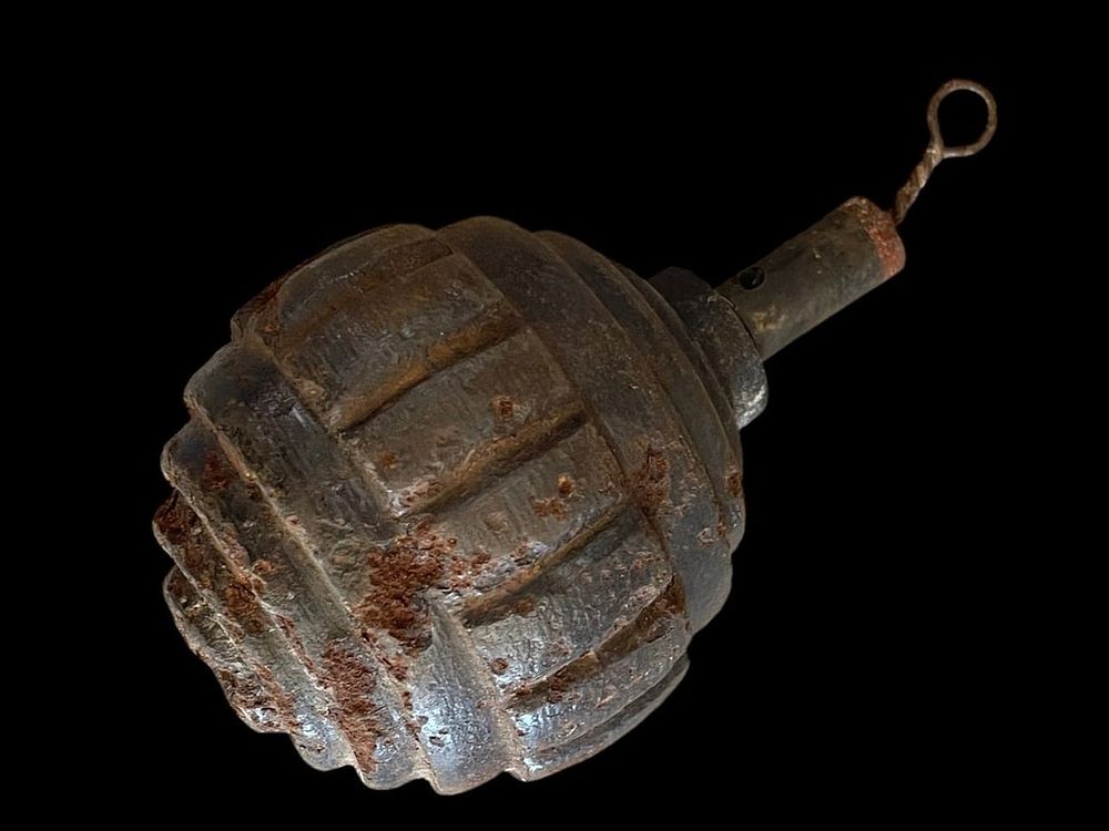 Lot 127A: Rare WWI German 1915 n/A (neuer Art) Kugelhandgranate Grenade