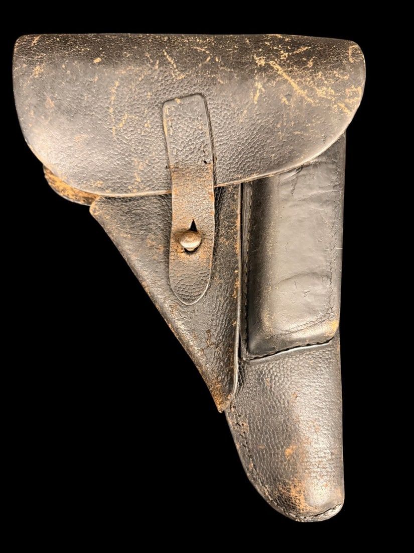 Lot 157: WWII German Issue Hardshell Holster PB 1908