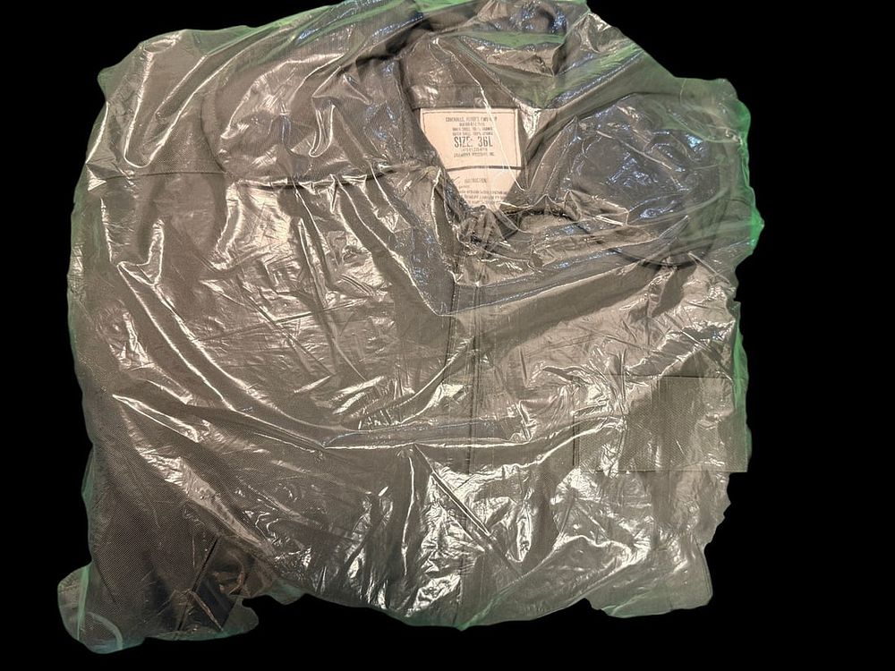 Lot 346: 1980s New sealed CWU-64P Flight Suit