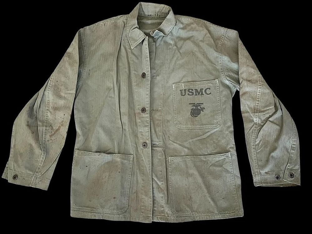 Lot 356: WWII USMC HBT P41 Utility Shirt