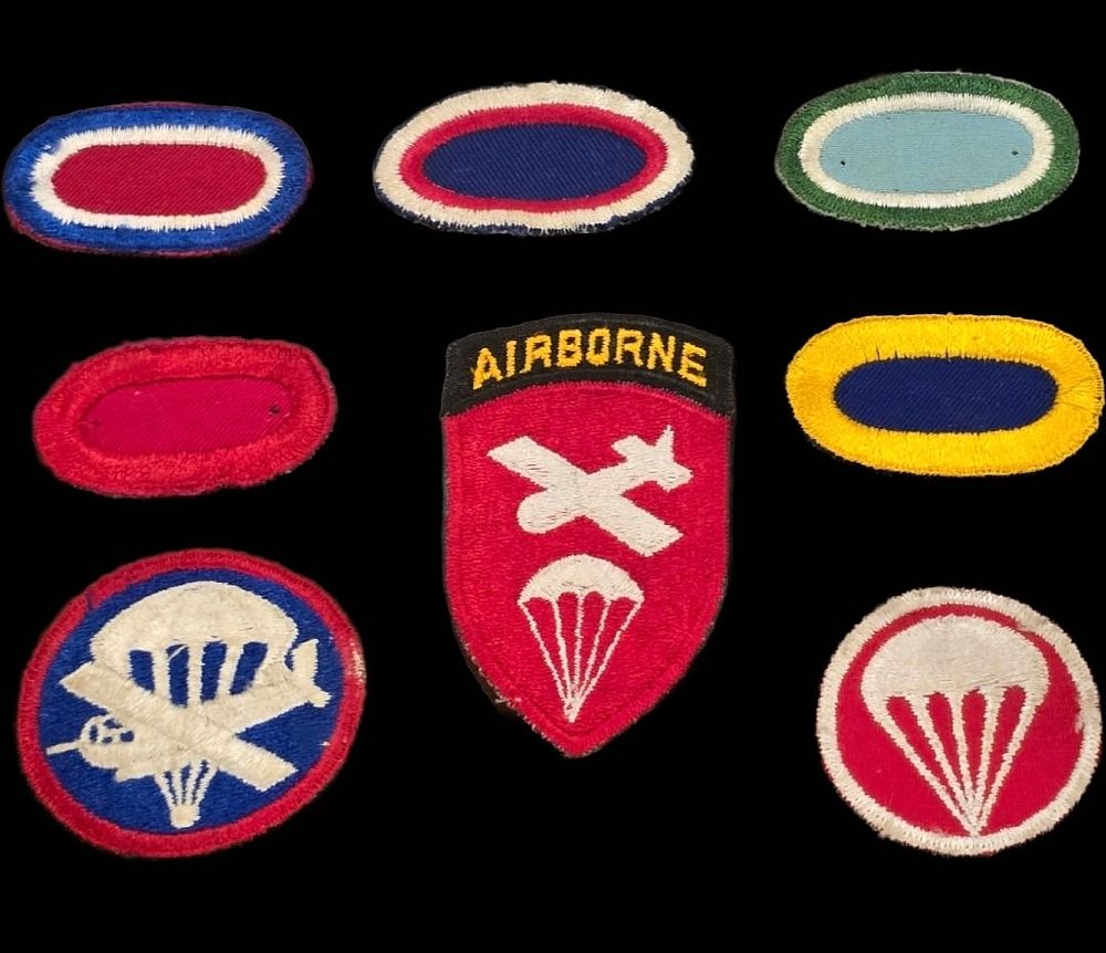 Lot 32: WWII Airborne Patch & Oval Group - 82nd HQ