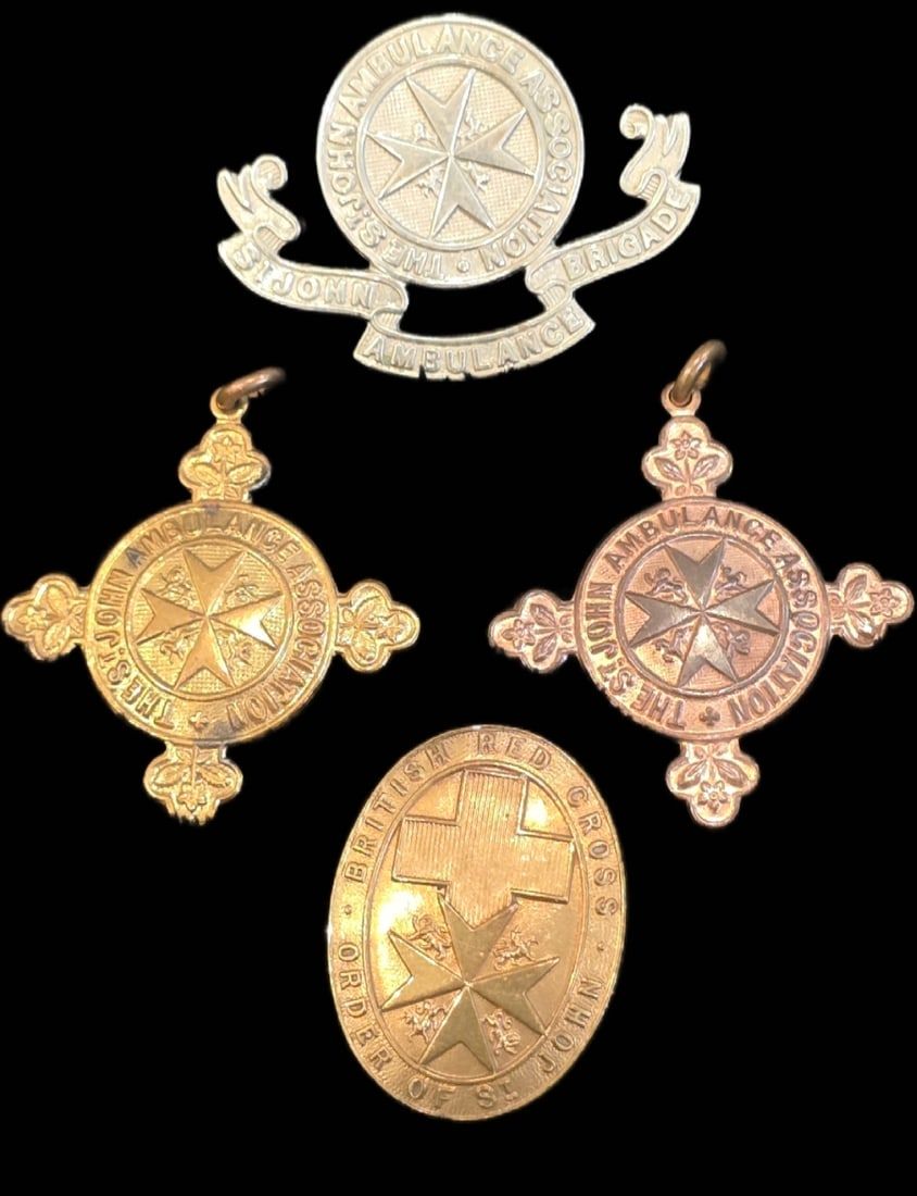Lot 38: WWII British St John Ambulance Association Medals