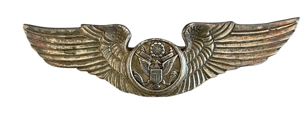 Lot 50: WWII Theater-Made Silver USAAF Aircrew Wings