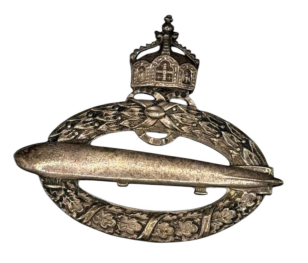 Lot 62: SCARCE WWI: Imperial German Airship Crew