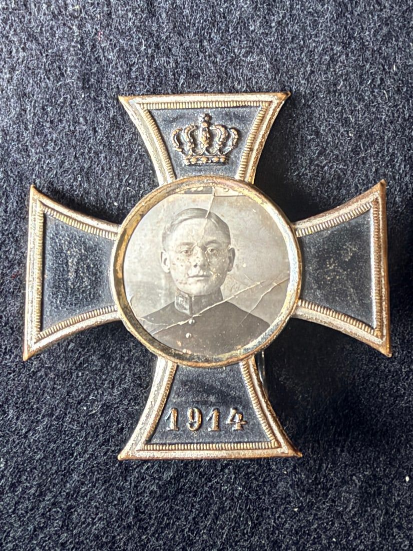 Lot 92: WWI German 1914 Iron Cross Patriotika Photo
