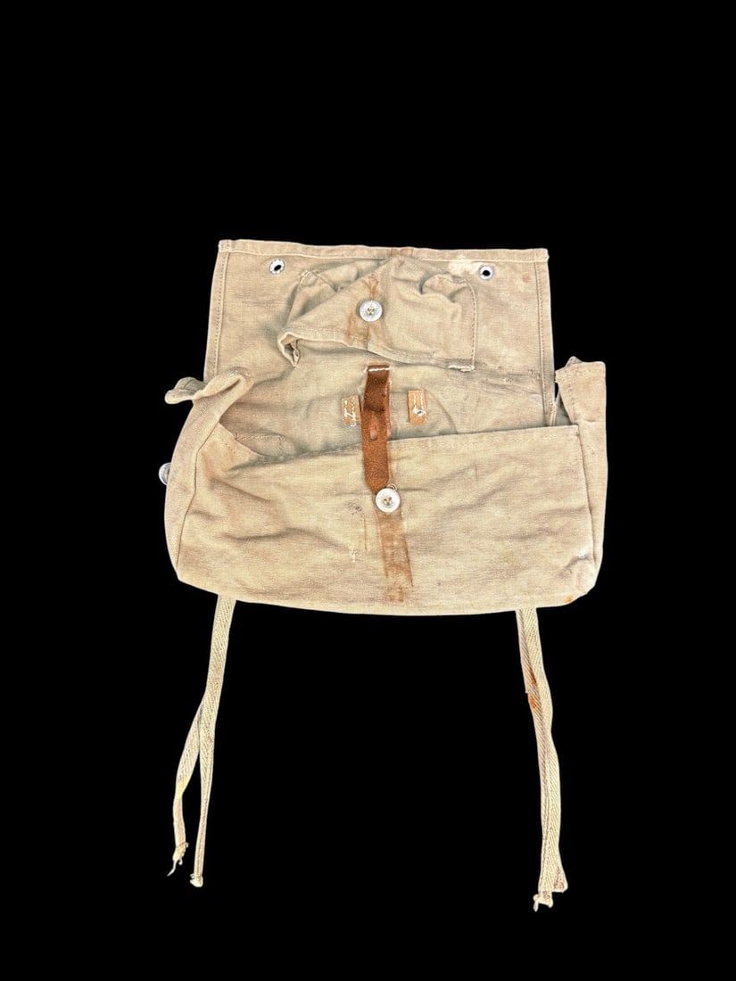 Lot 99: WWII German M31 Brotbeutel Bread Bag, Tan Canvas