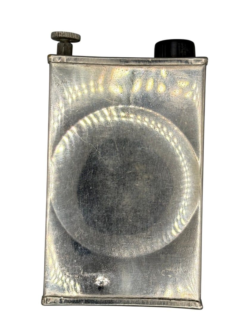 Lot 106: WWII US Army Air Corps Aircraft Oil Dispenser