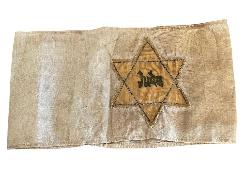 Lot 130: WWII German 'Jude' Yellow Star Armband