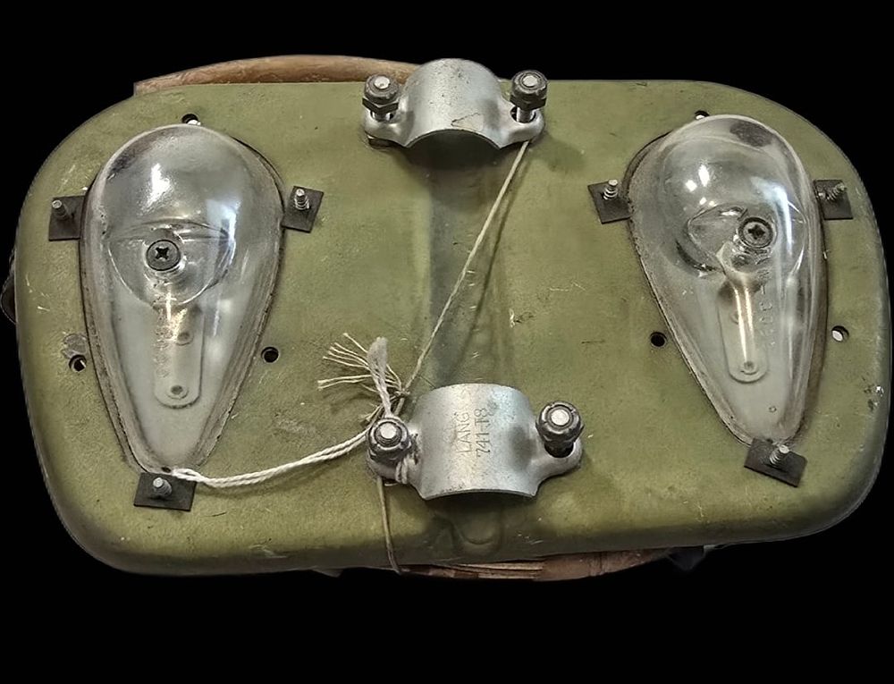 Lot 162: WWII P-38 Lightning Friend Light Housing with