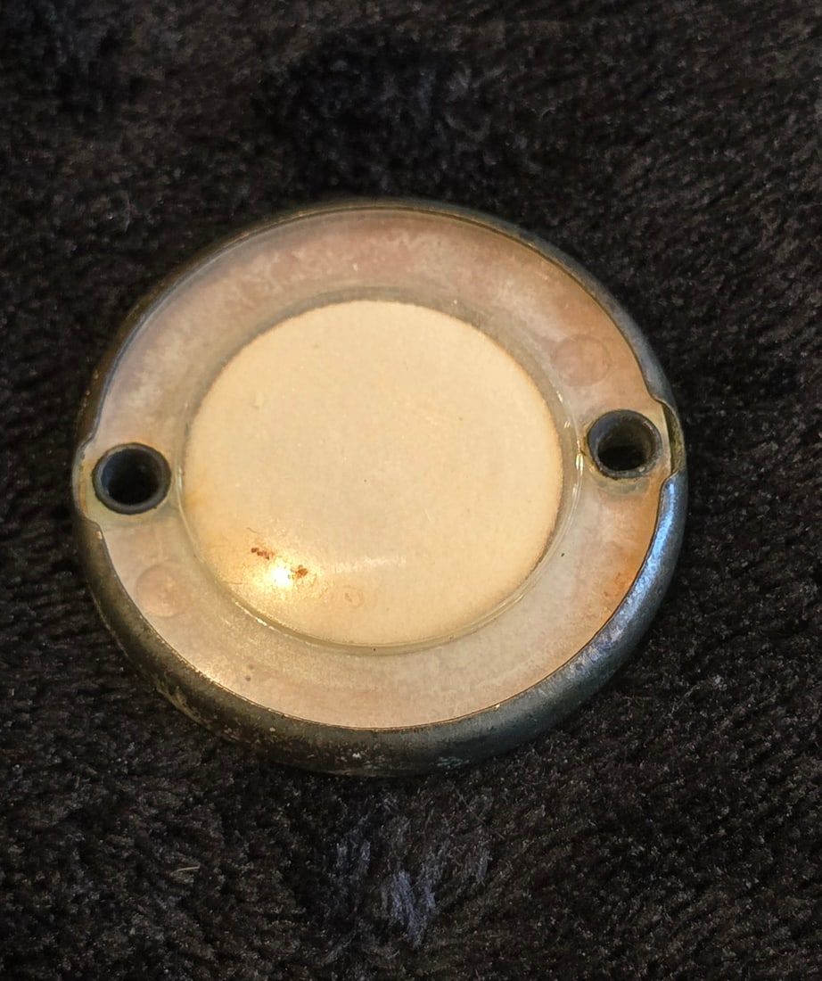 Lot 165: WWII US Airborne Paratrooper Luminous Disk