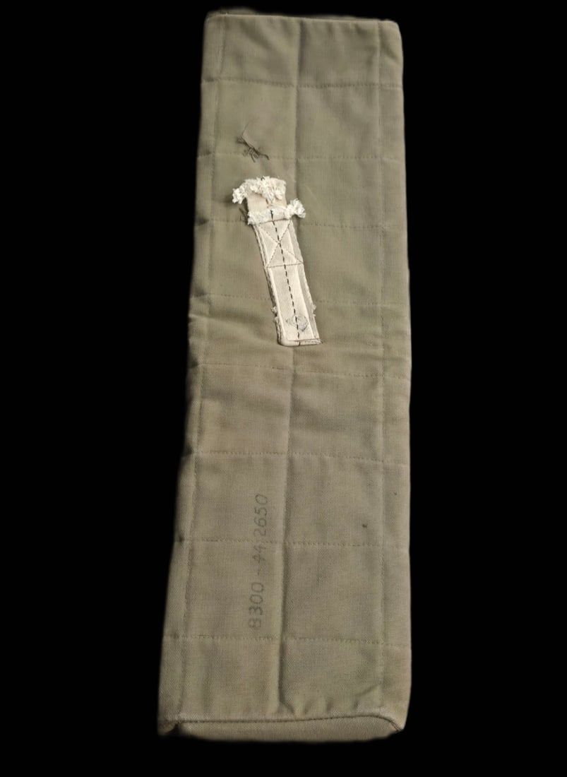 Lot 181: WWII 2nd Pattern Griswold Paratrooper Weapon Bag