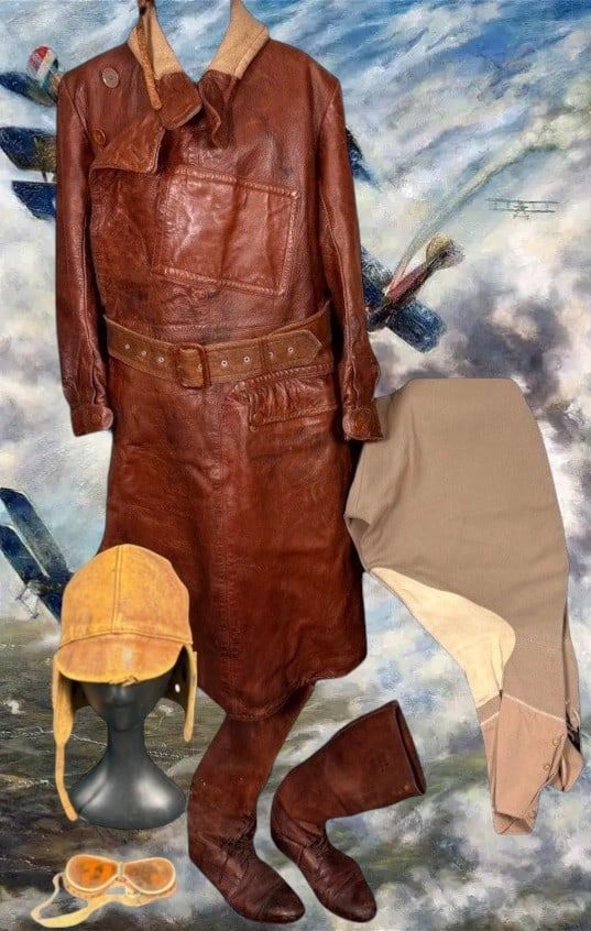 Lot 246: RARE 1917 RFC Flying Coat & Flying Kit Group