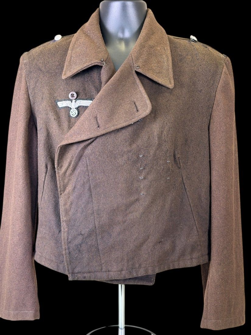 Lot 250: WWII German Short Wrap Jacket, Bullion Eagle