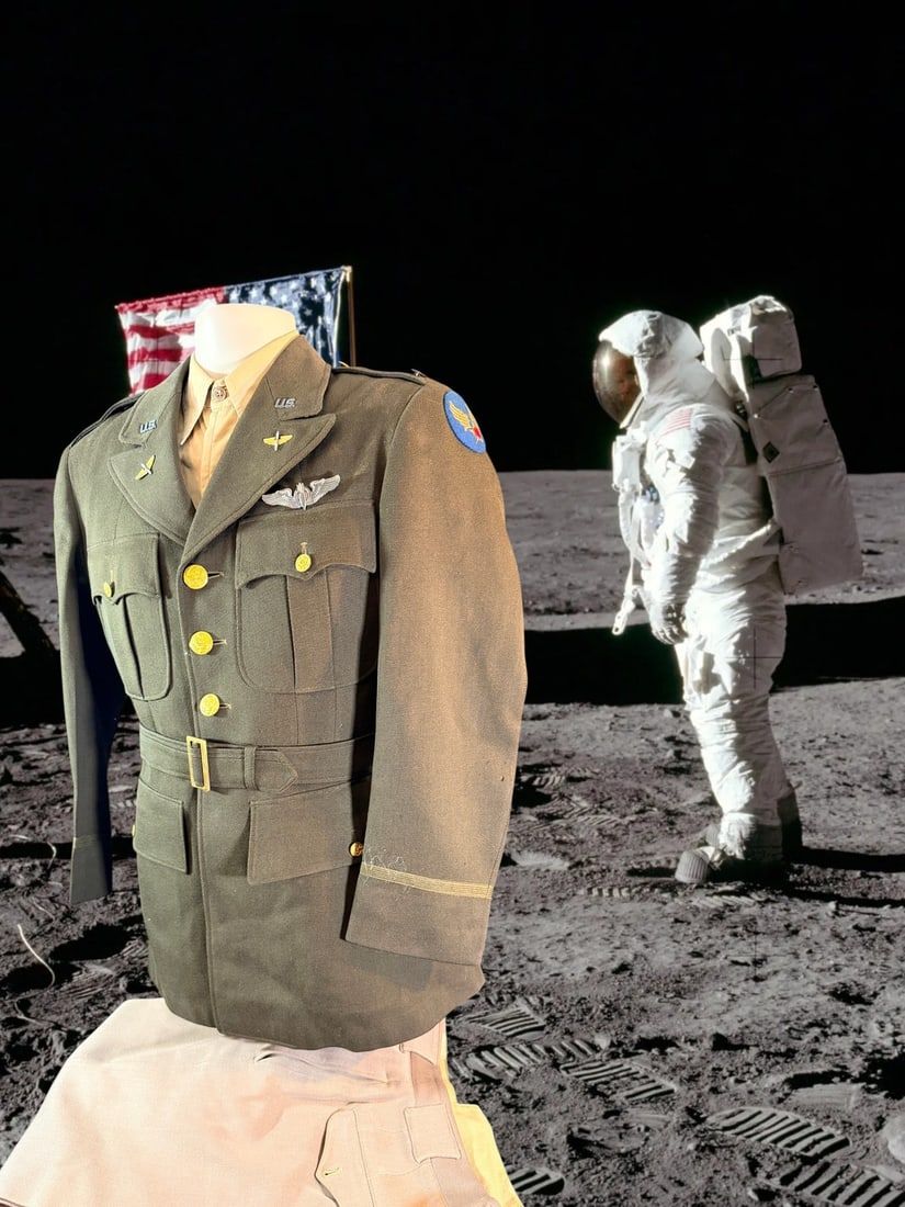Lot 260: Apollo 11 and WWII Historic Uniform