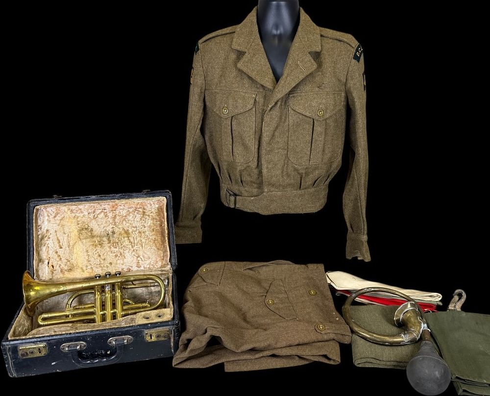 Lot 264: 1953 DCLI 43rd Wessex Battledress Musician