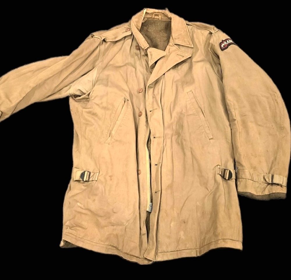 Lot 303: WWII M-1941 Arctic Parka, 4th Ranger Bn Scroll
