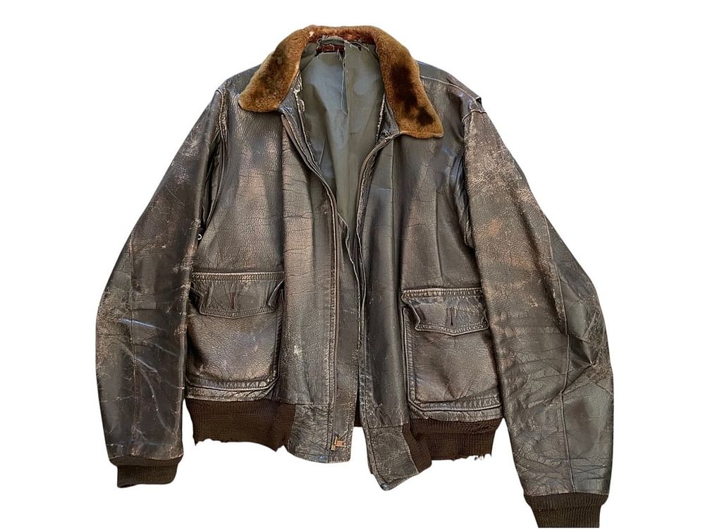 Lot 323: WWII USN M-422A Style G-1 Flight Jacket
