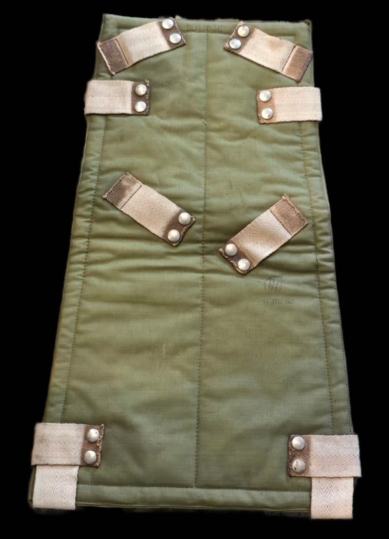 Lot 362: WWII Luftwaffe LBA Parachute Back Pad, Dated 1942