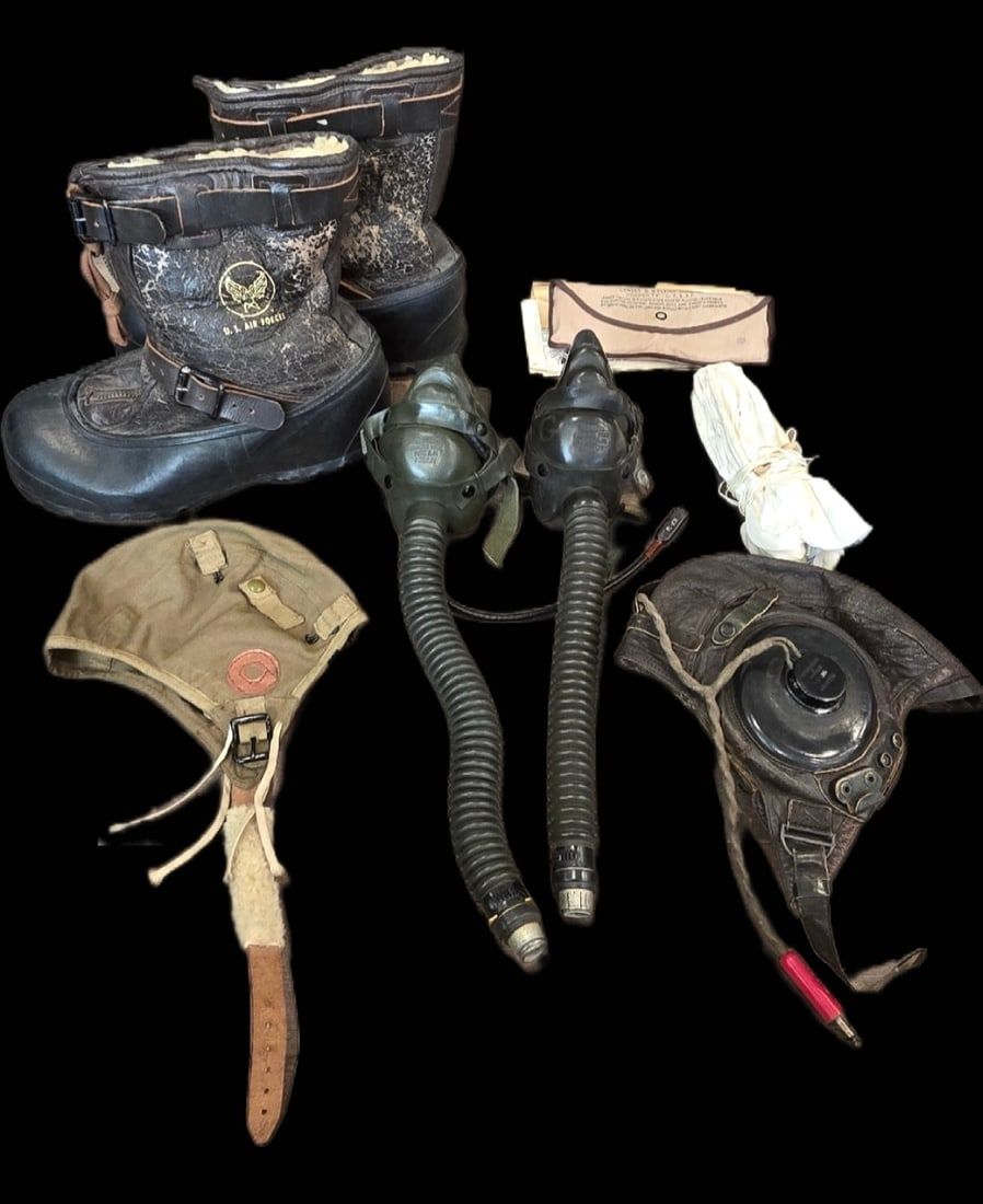 Lot 365: WWII USAAF Flight Gear Lot: A-11, A-9, A-6, A-14