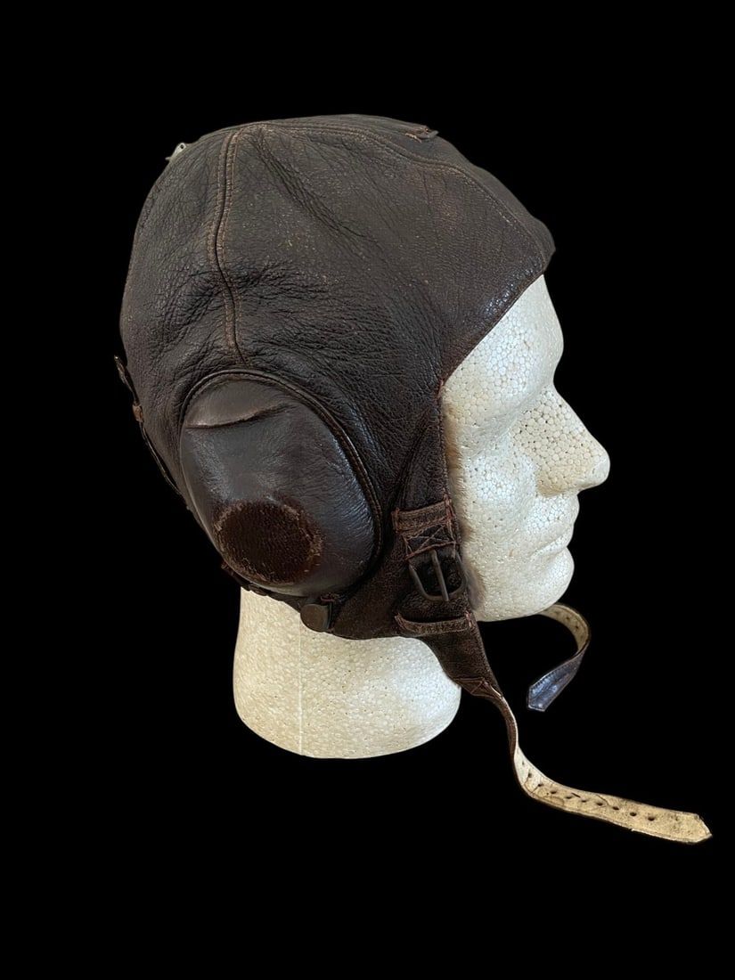 Lot 381: WWII Luftwaffe LKp W 101 Winter Flying Helmet