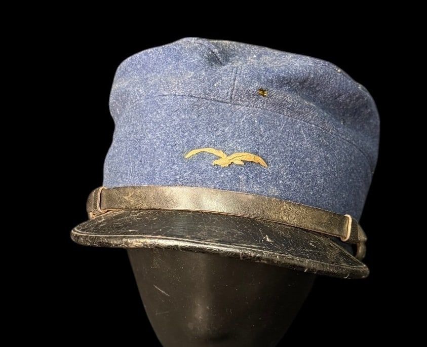 Lot 422: WWI French Aviation Officer's Kepi
