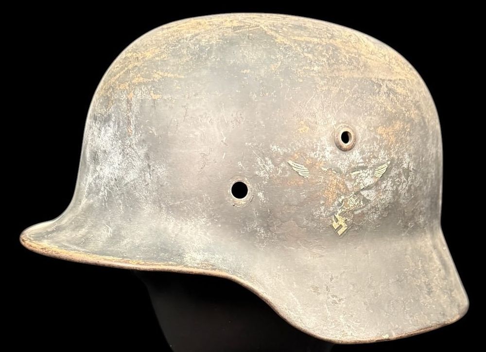 Lot 471: Named Luftwaffe M35 DD Shell, ET64, Leipheim